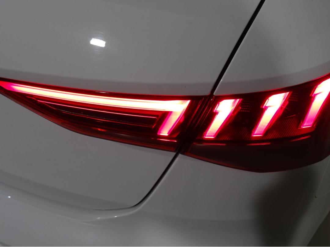 Audi A3 Sportback Black line 35 TFSI 110kW S tro