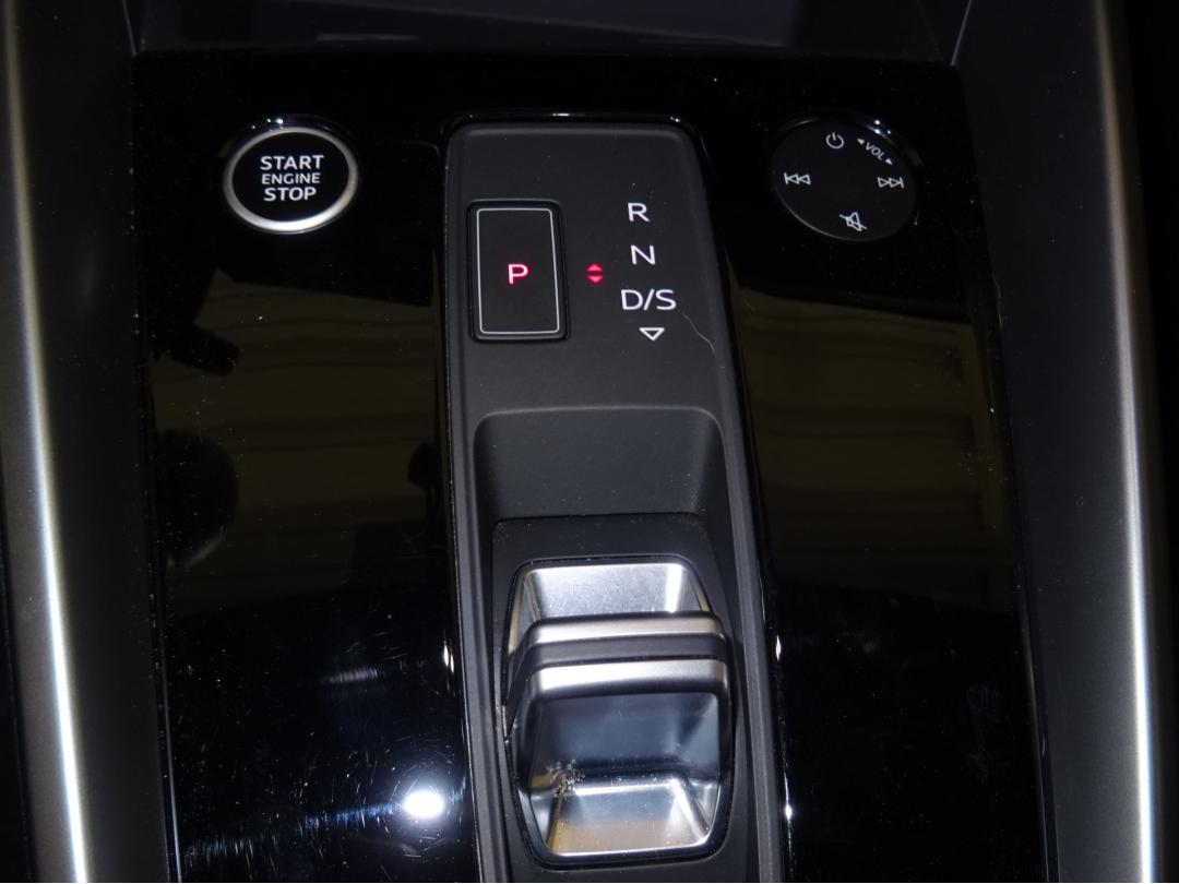 Audi A3 Sportback Black line 35 TFSI 110kW S tro