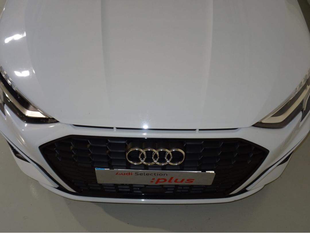 Audi A3 Sportback Black line 35 TFSI 110kW S tro