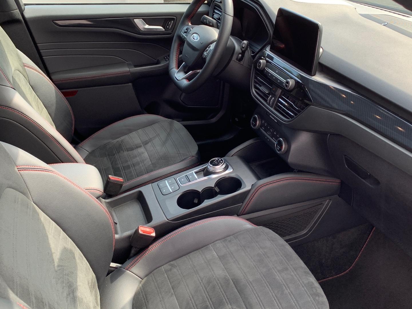 Ford Kuga ST-Line X 2.5 Duratec FHEV Auto