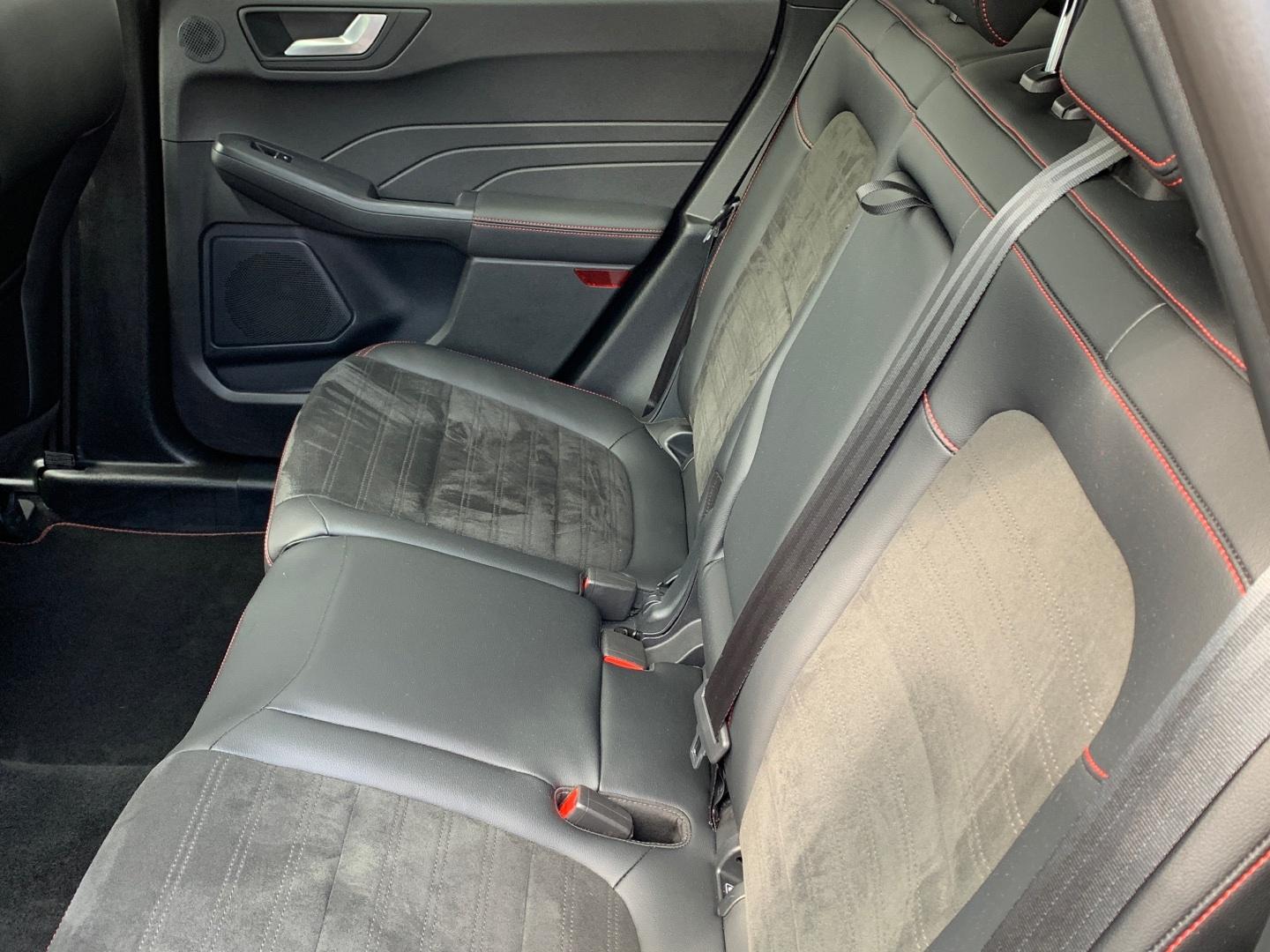 Ford Kuga ST-Line X 2.5 Duratec FHEV Auto