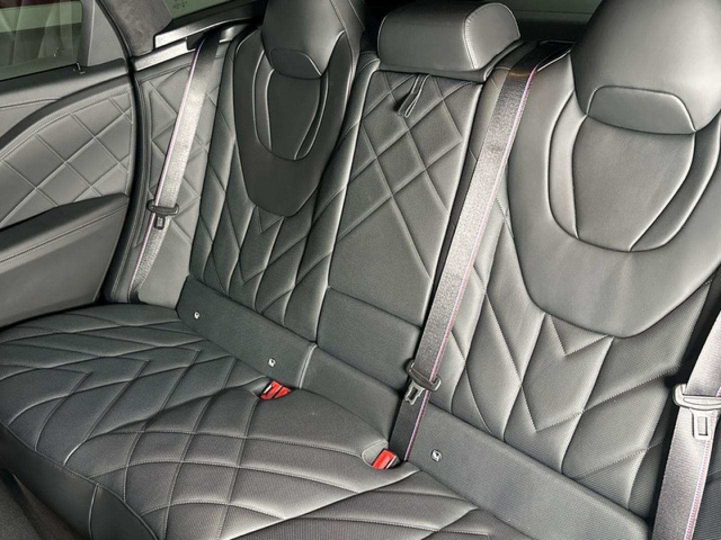 BMW XM 50e 350 kW (476 CV)