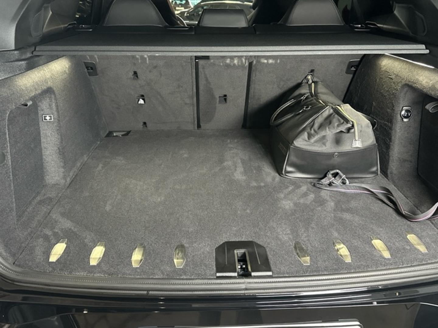 BMW XM 50e 350 kW (476 CV)