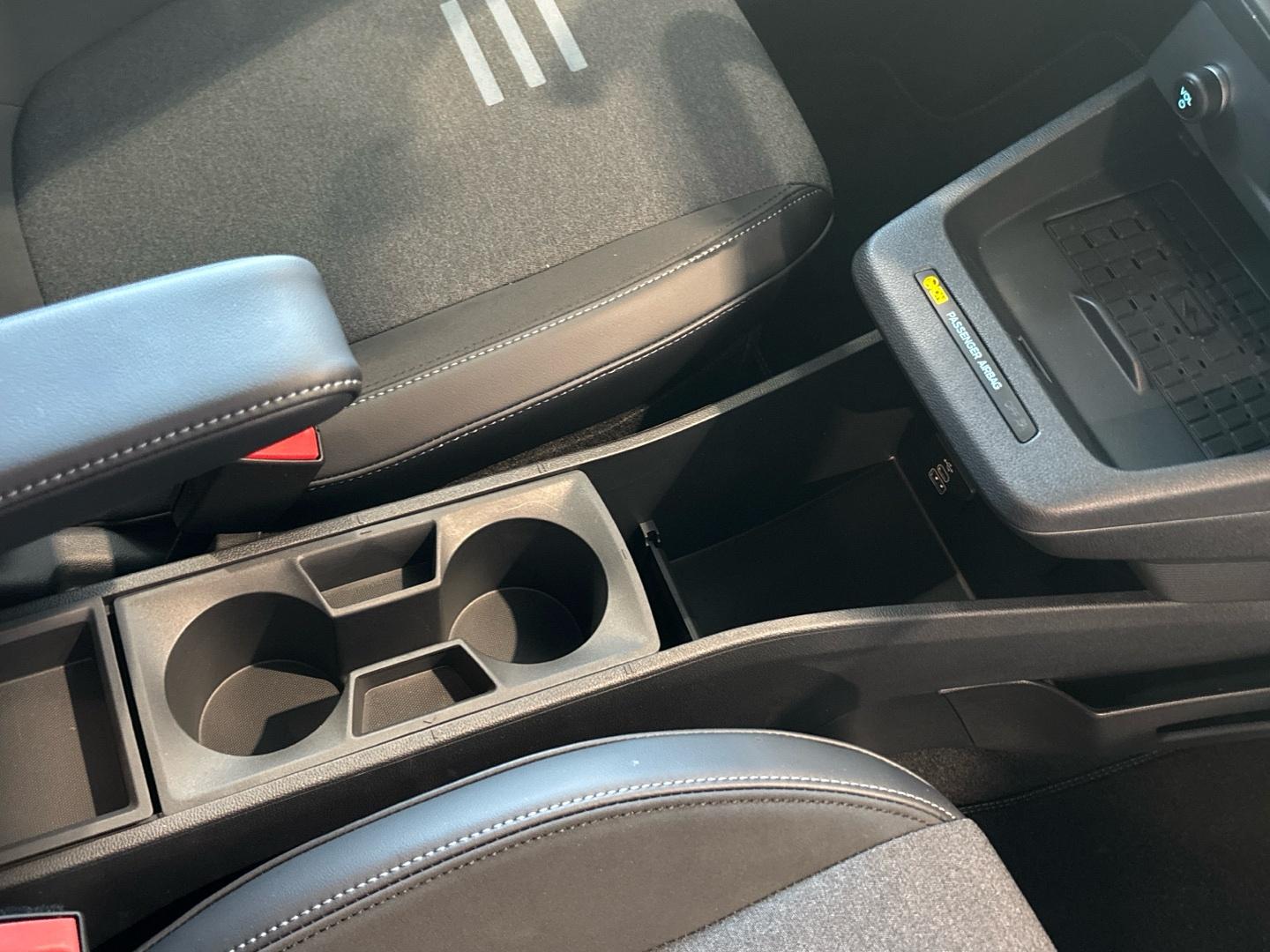 Ford Tourneo Courier BEV 43,6kWh 100kW (136CV) Active Auto