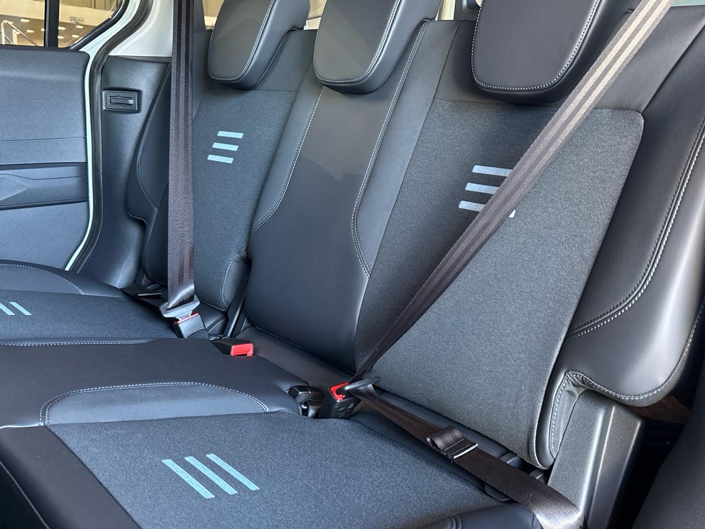 Ford Tourneo Courier BEV 43,6kWh 100kW (136CV) Active Auto