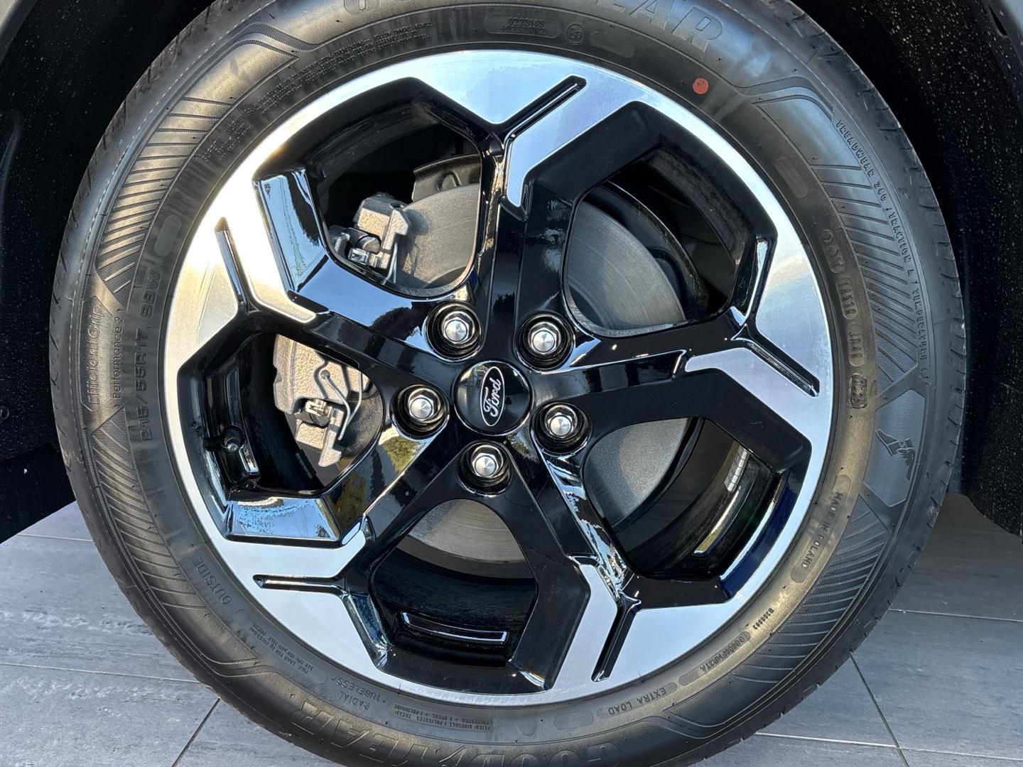 Ford Tourneo Courier BEV 43,6kWh 100kW (136CV) Active Auto