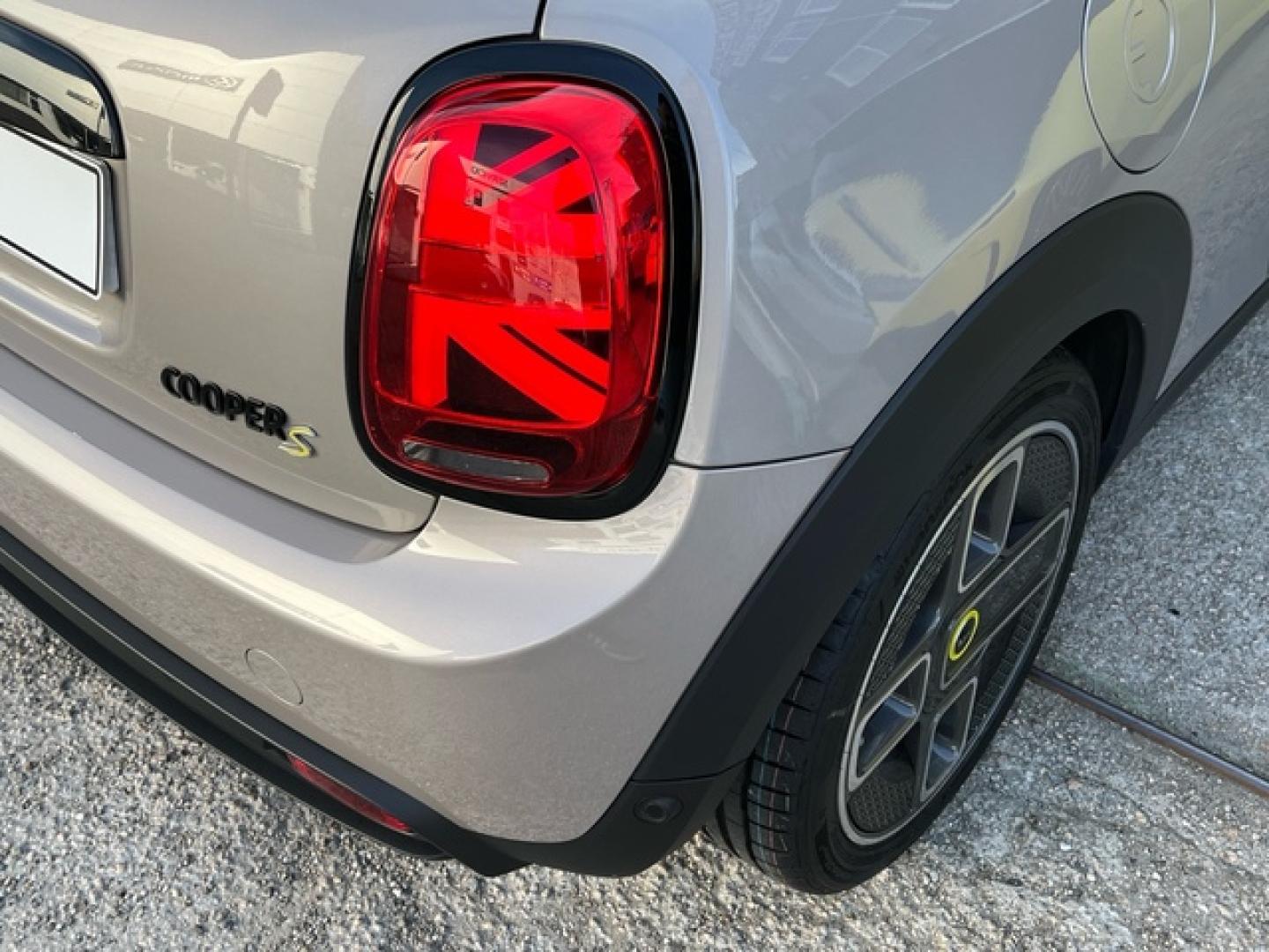 Mini MINI 3 Puertas Cooper SE 135 kW (184 CV)