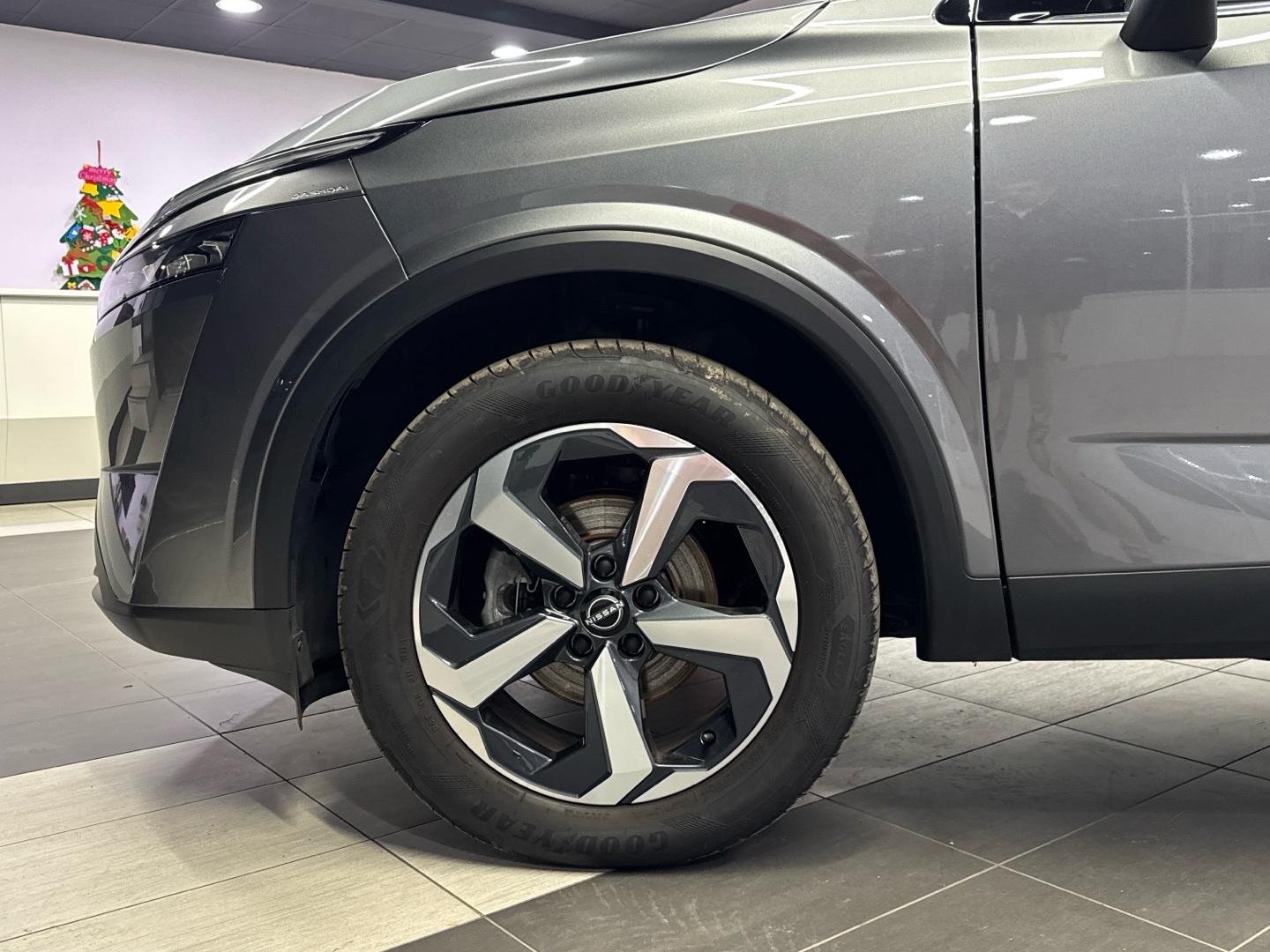 Nissan Qashqai DIG-T 103kW N-Connecta