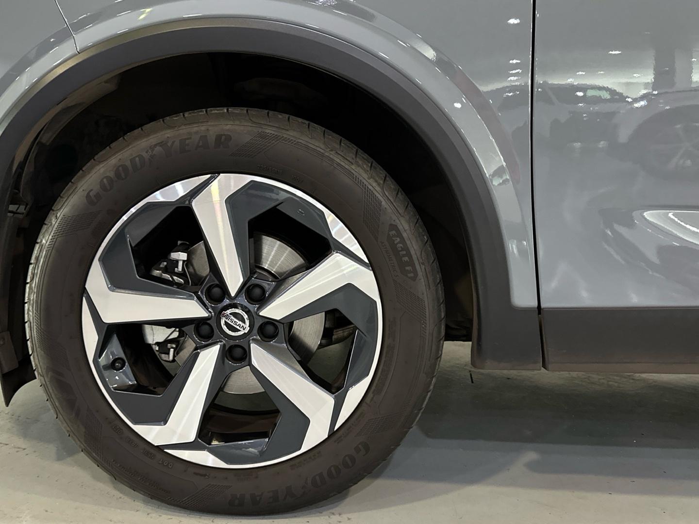 Nissan Qashqai DIG-T 103kW mHEV Xtronic Premiere Edit.