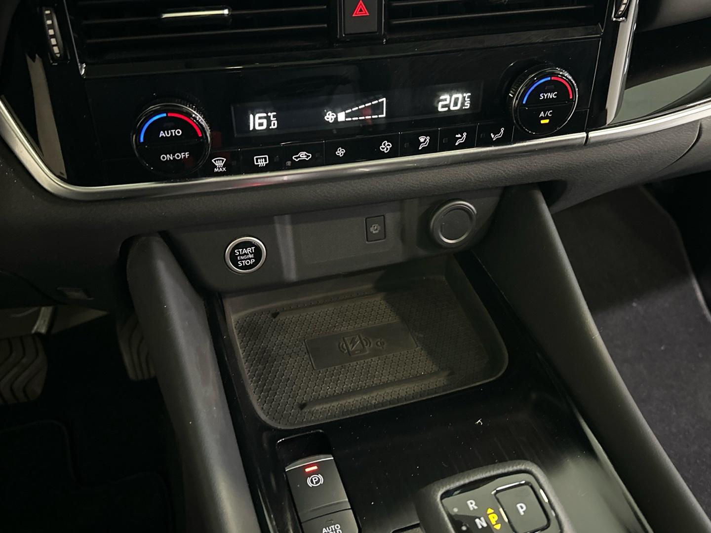 Nissan Qashqai DIG-T 103kW mHEV Xtronic Premiere Edit.