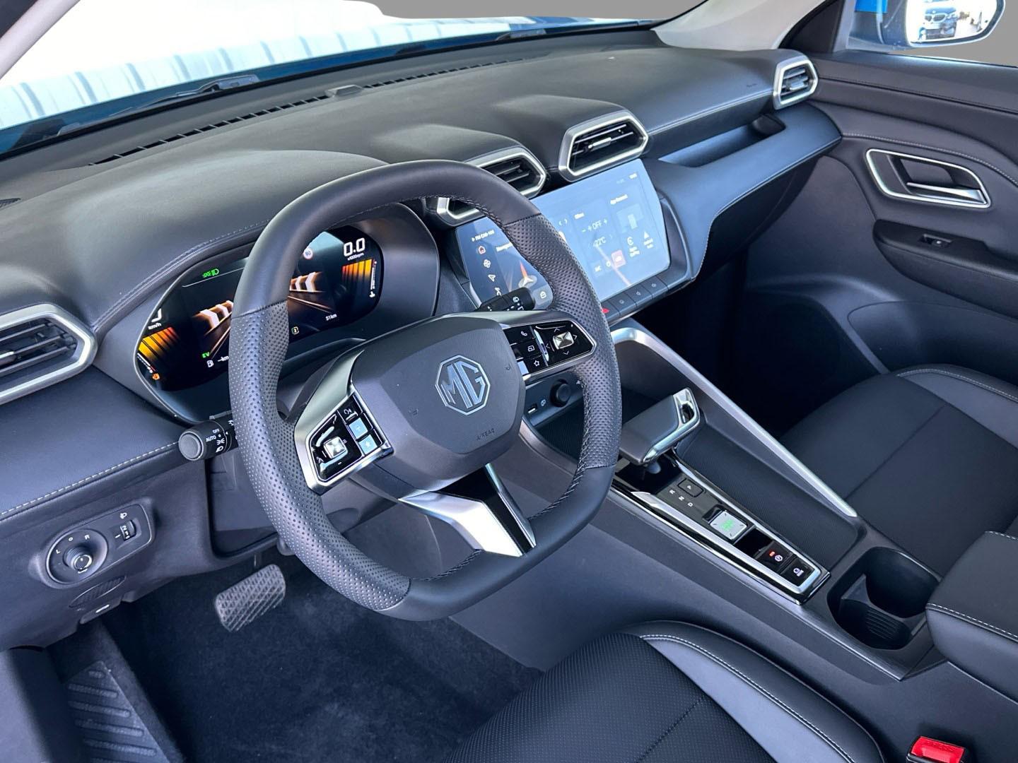 MG ZS Hybrid+ Luxury