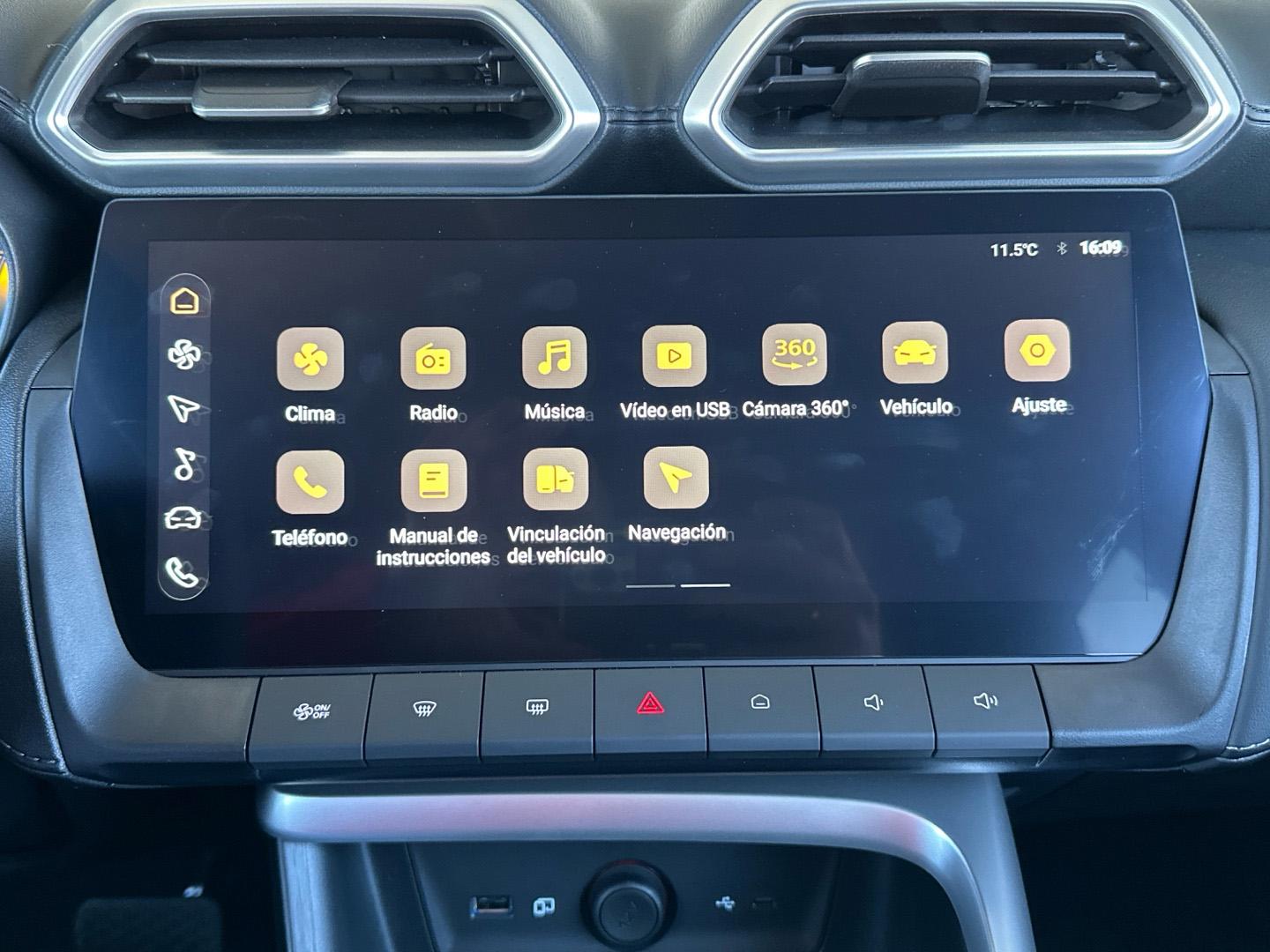 MG ZS Hybrid+ Luxury