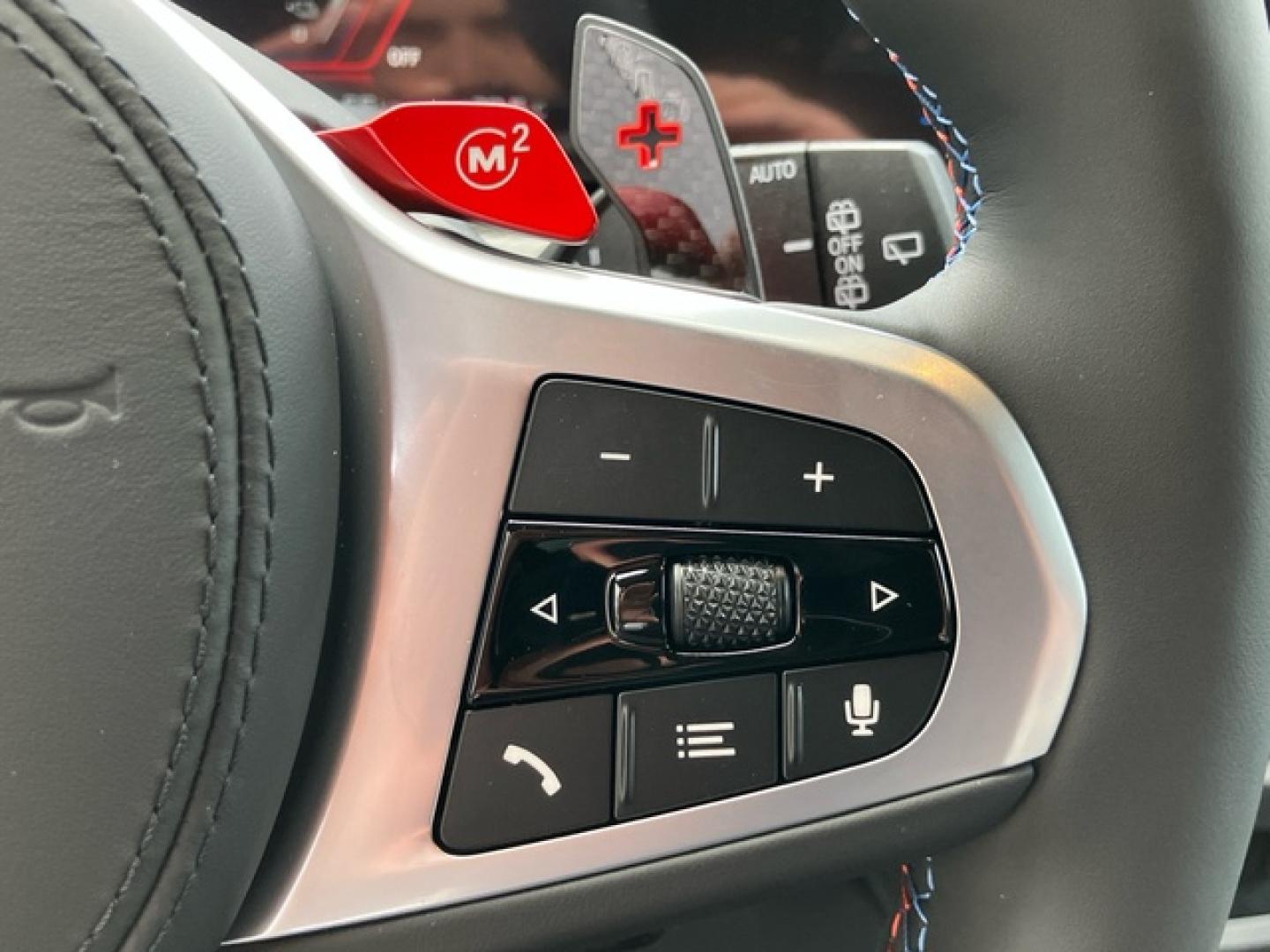 BMW XM 50e 350 kW (476 CV)