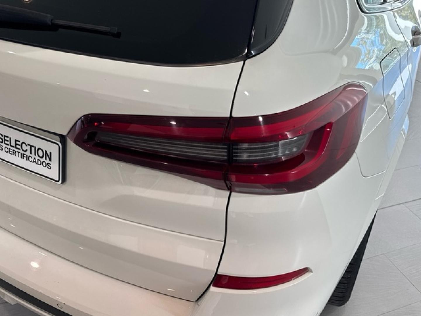 BMW X5 xDrive30d 210 kW (286 CV)