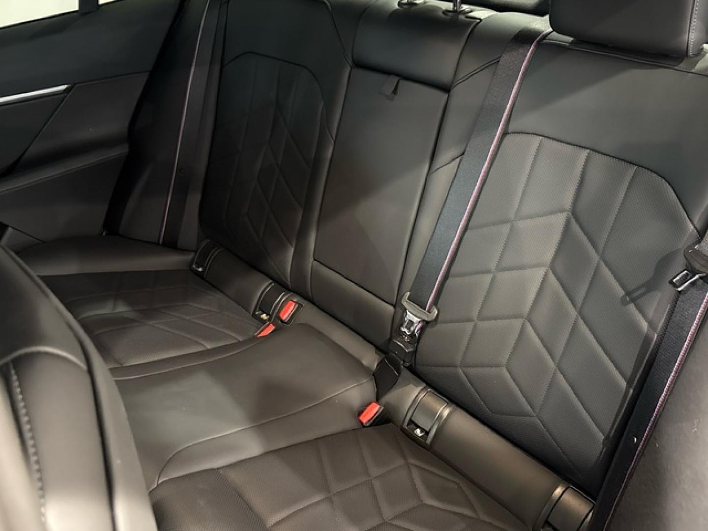 BMW Serie 5 530e 220 kW (299 CV)