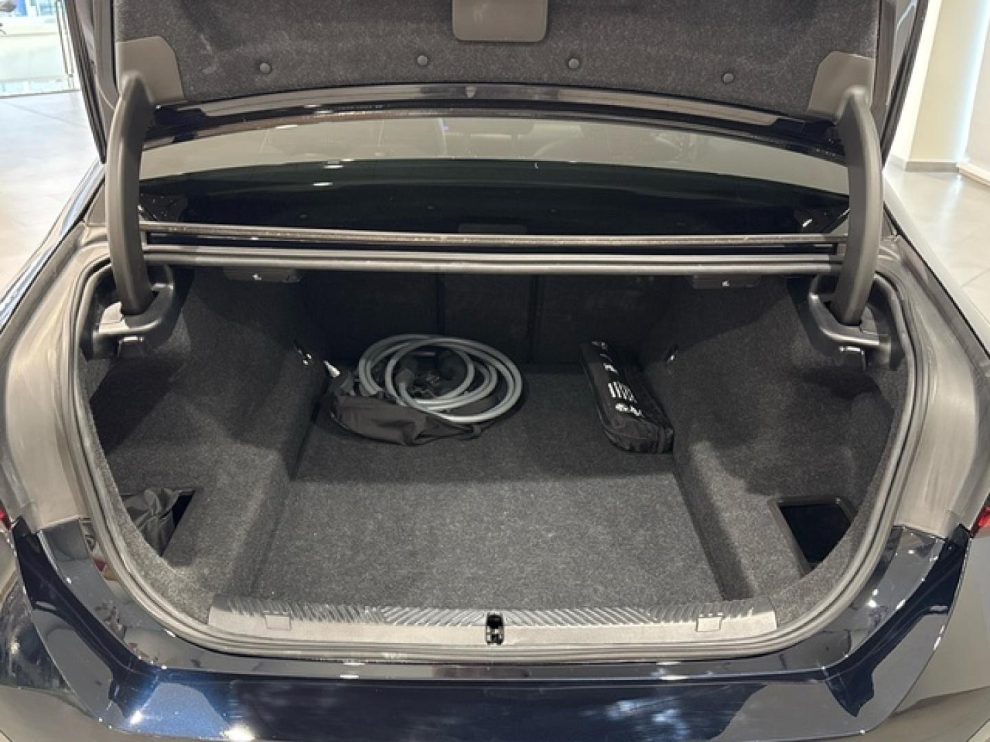 BMW Serie 5 530e 220 kW (299 CV)