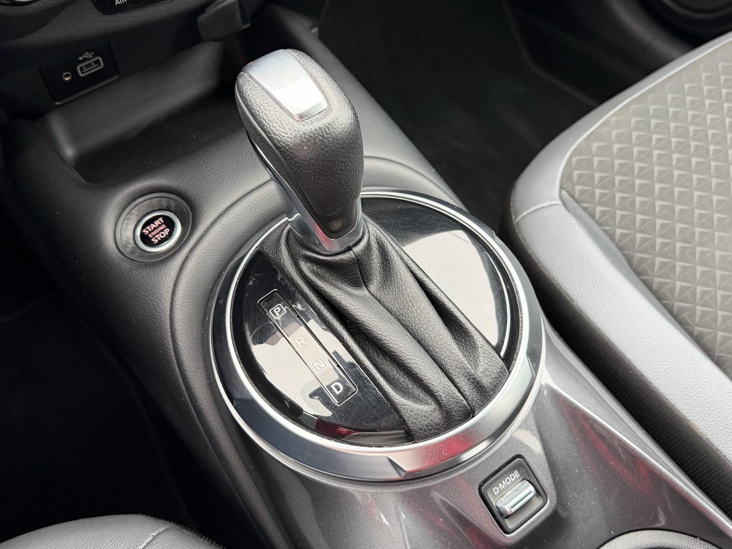 Nissan JUKE DIG-T 84 kW (114 CV) DCT 7V N-Connecta