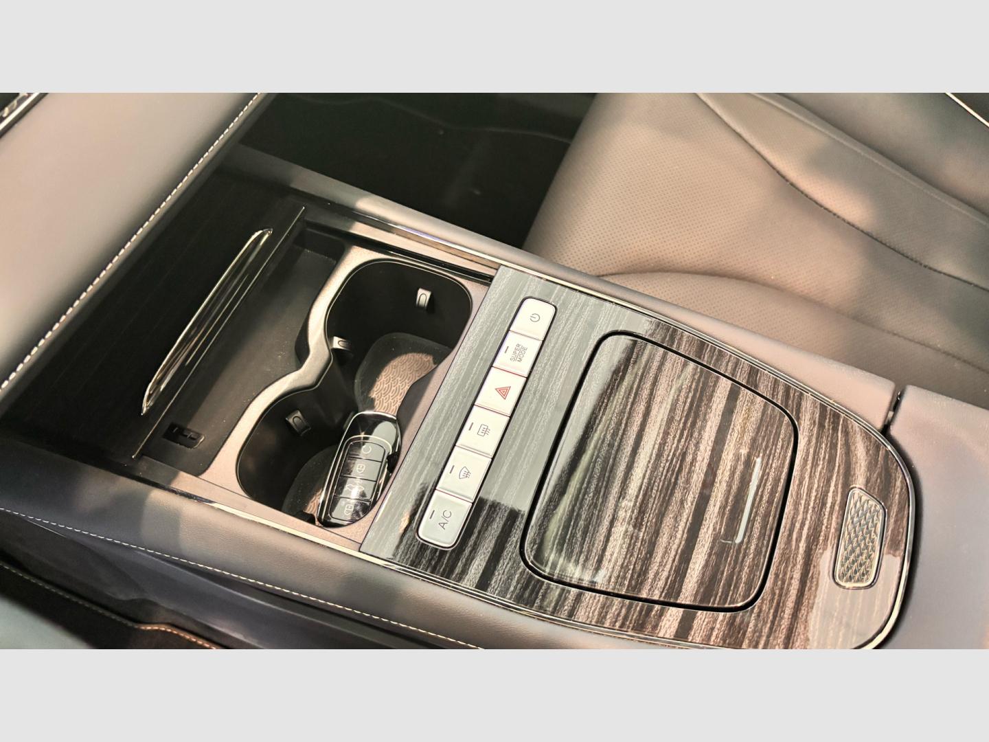 Omoda 5 MY25 - Premium 1.6 TGDI 108kW (145cv)