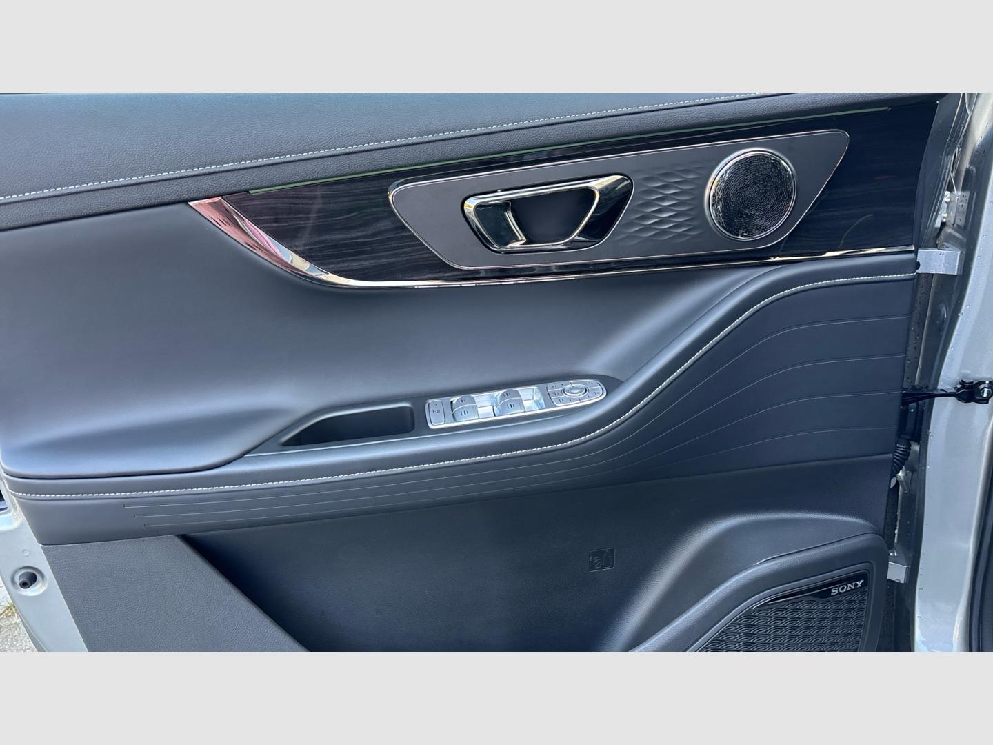 Omoda 5 MY25 - Premium 1.6 TGDI 108kW (145cv)