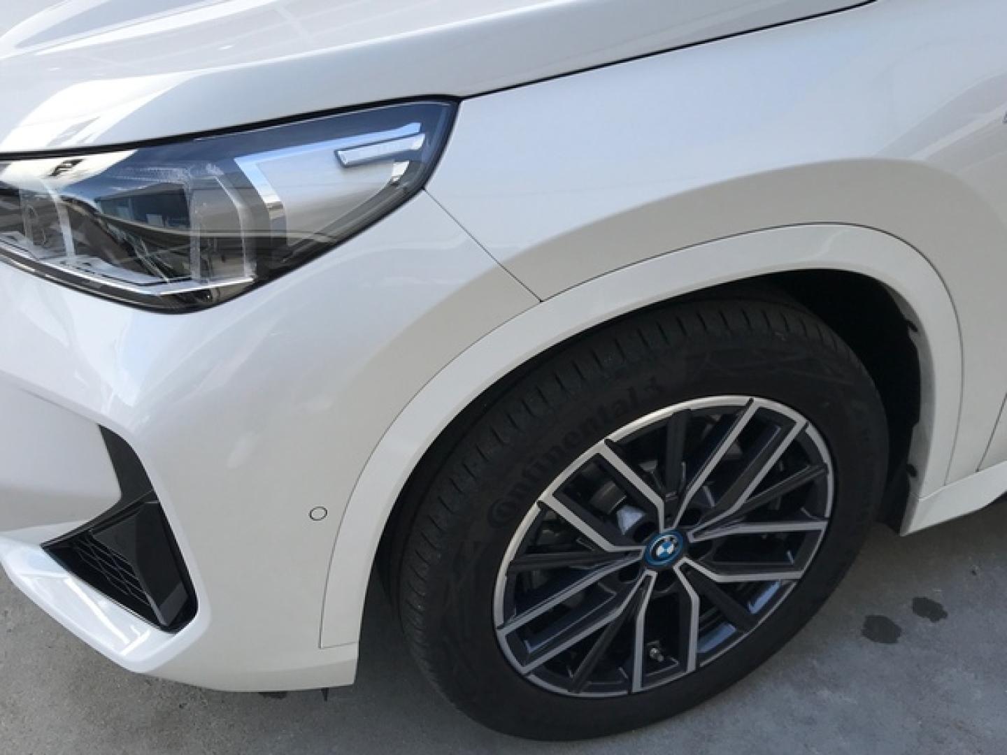 BMW iX1 xDrive30 230 kW (313 CV)