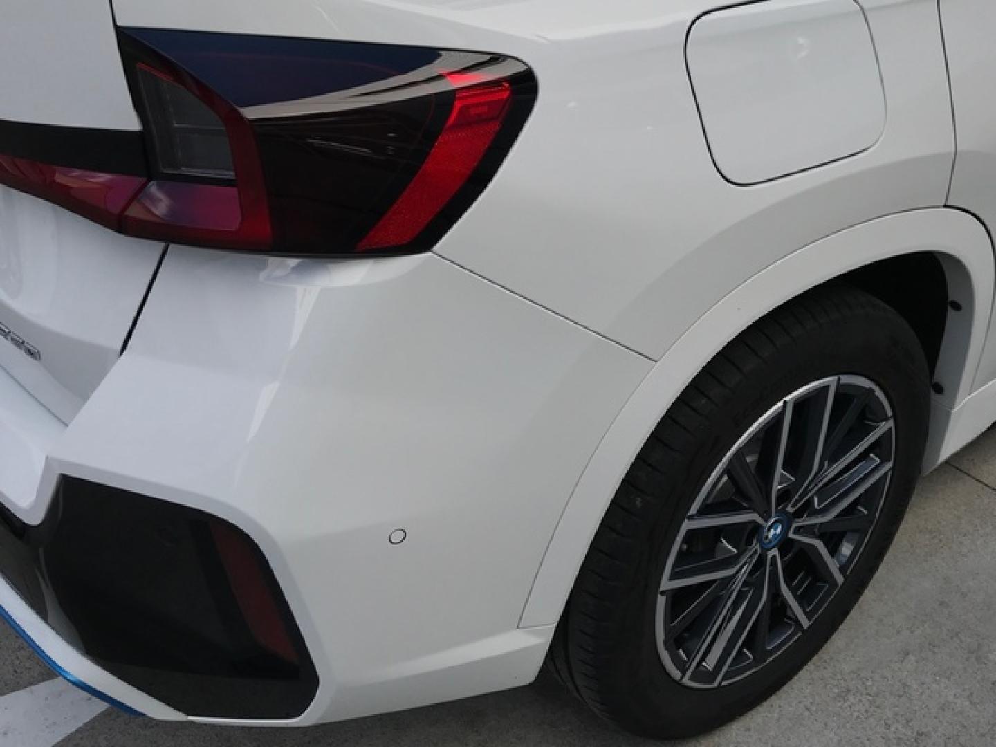 BMW iX1 xDrive30 230 kW (313 CV)