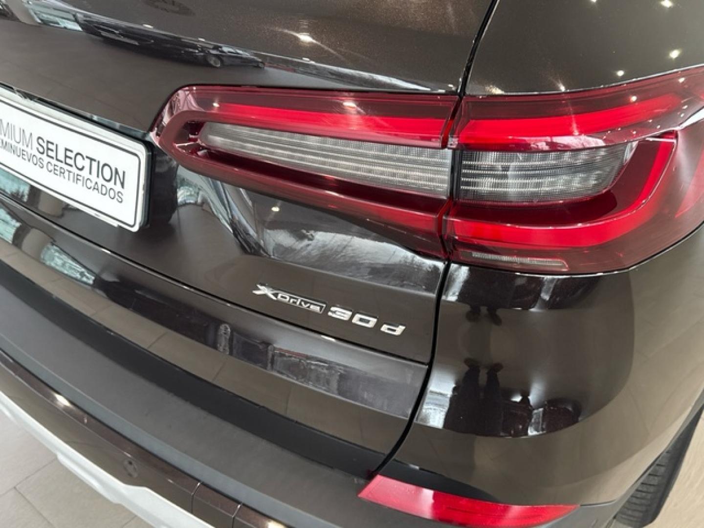 BMW X5 xDrive30d 210 kW (286 CV)