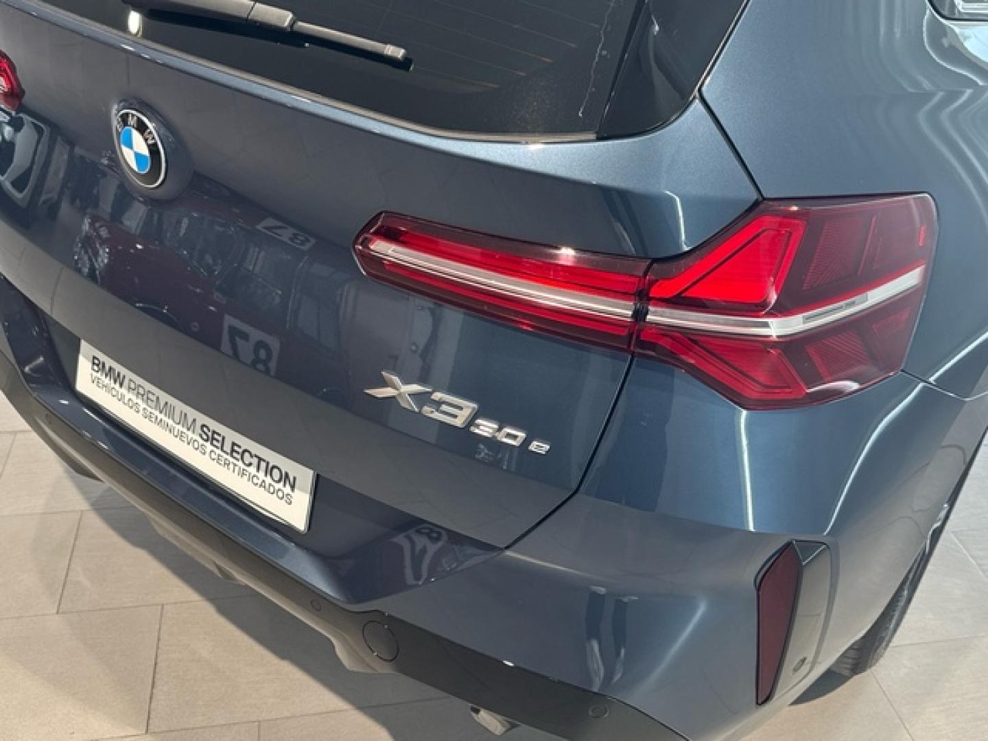 BMW X3 xDrive30e 220 kW (299 CV)