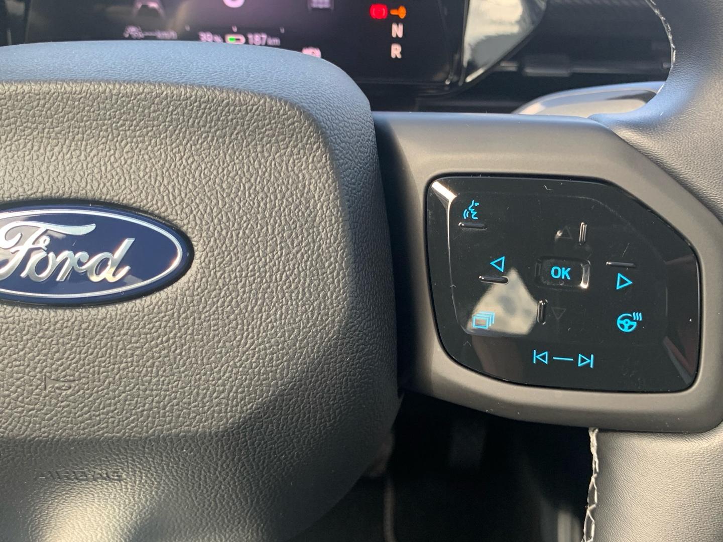 Ford Capri CX740L Premium R. Ext. RWD 77kWh 286CV