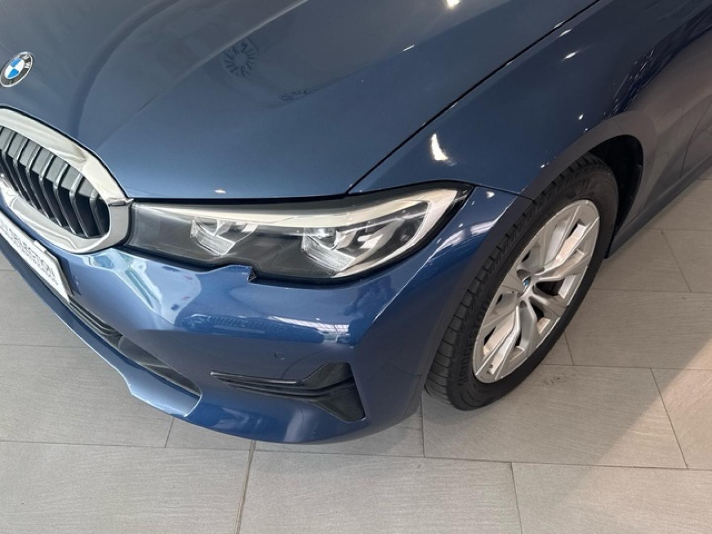 BMW Serie 3 318d Touring 110 kW (150 CV)