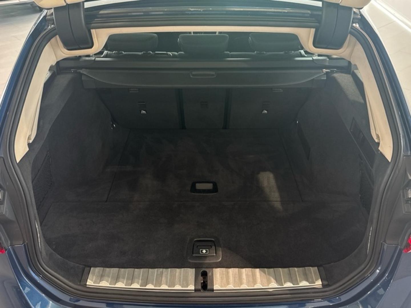 BMW Serie 3 318d Touring 110 kW (150 CV)