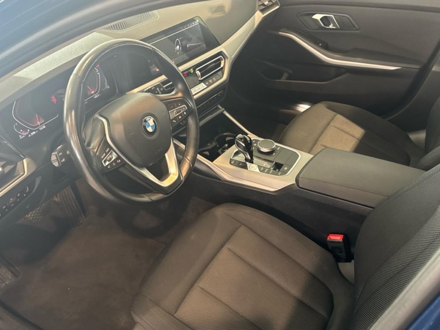 BMW Serie 3 318d Touring 110 kW (150 CV)
