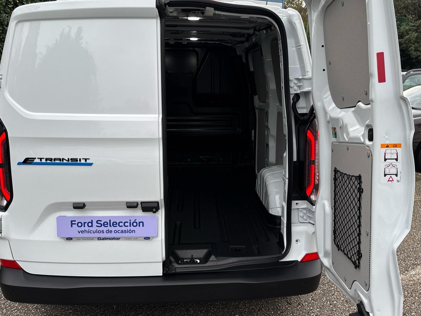Ford Transit Custom Van BEV 64kWh 100kW 320 L2 Trend
