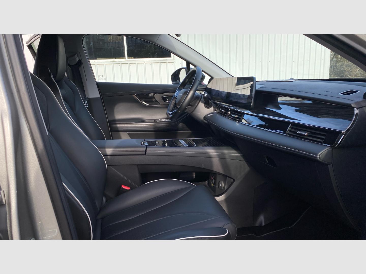Omoda 5 MY25 - Premium 1.6 TGDI 108kW (145cv)