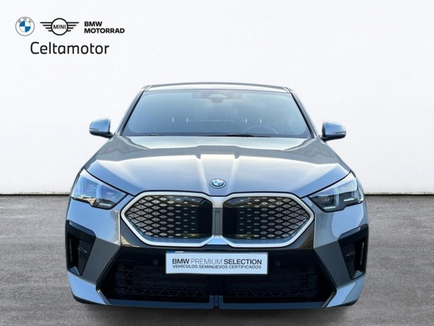 BMW ix2 eDrive20 150 kW (204 CV)