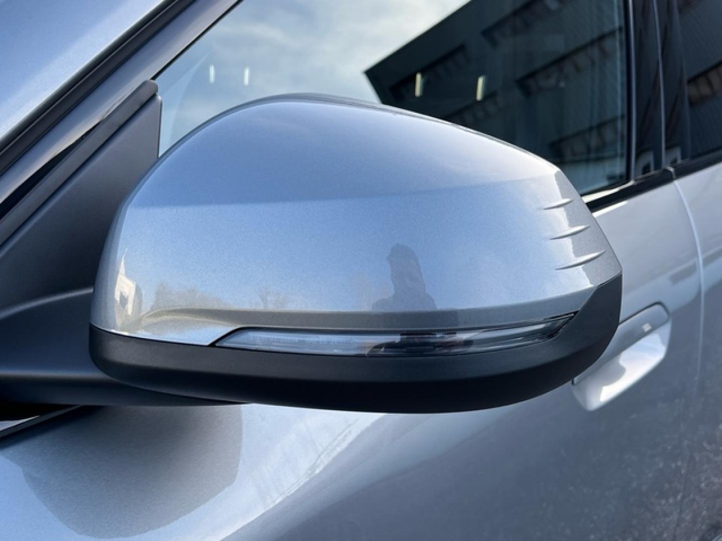 BMW ix2 eDrive20 150 kW (204 CV)