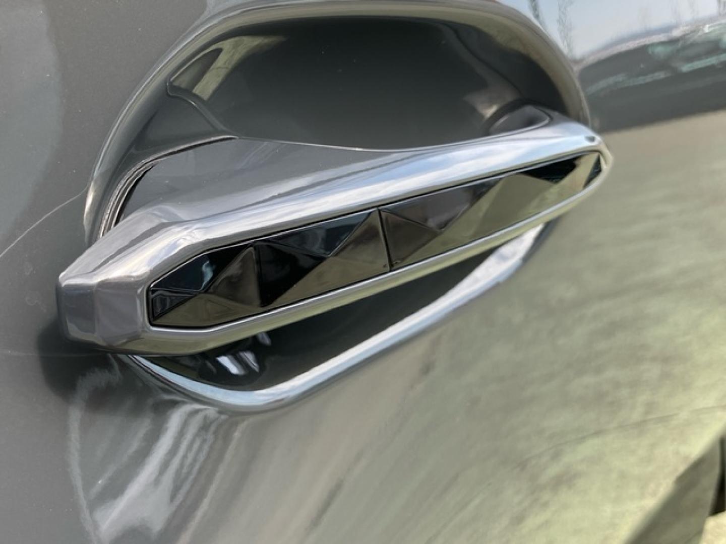 BMW XM 50e 350 kW (476 CV)