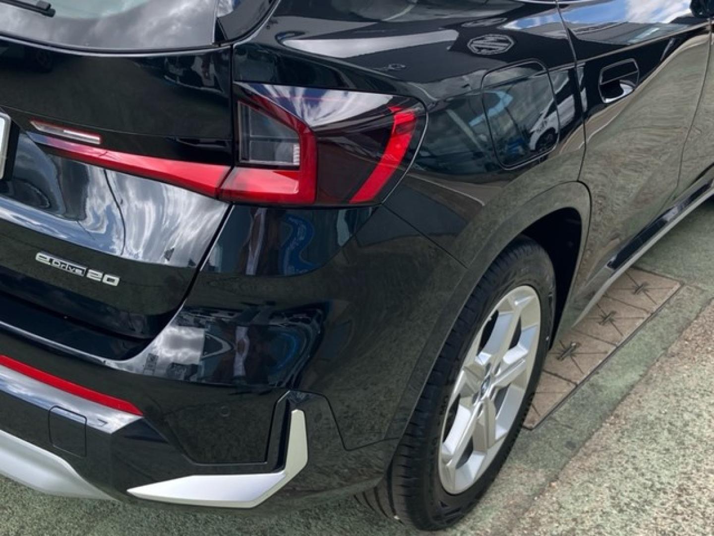 BMW iX1 eDrive20 150 kW (204 CV)
