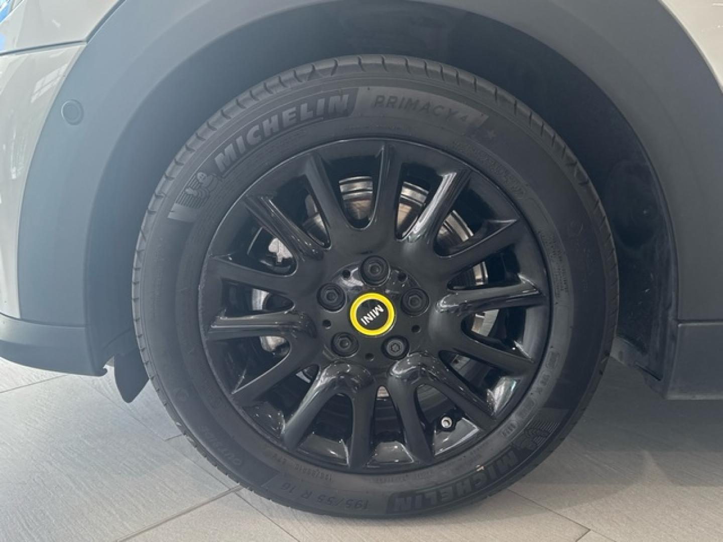 Mini MINI 3 Puertas SE 135 kW (184 CV)