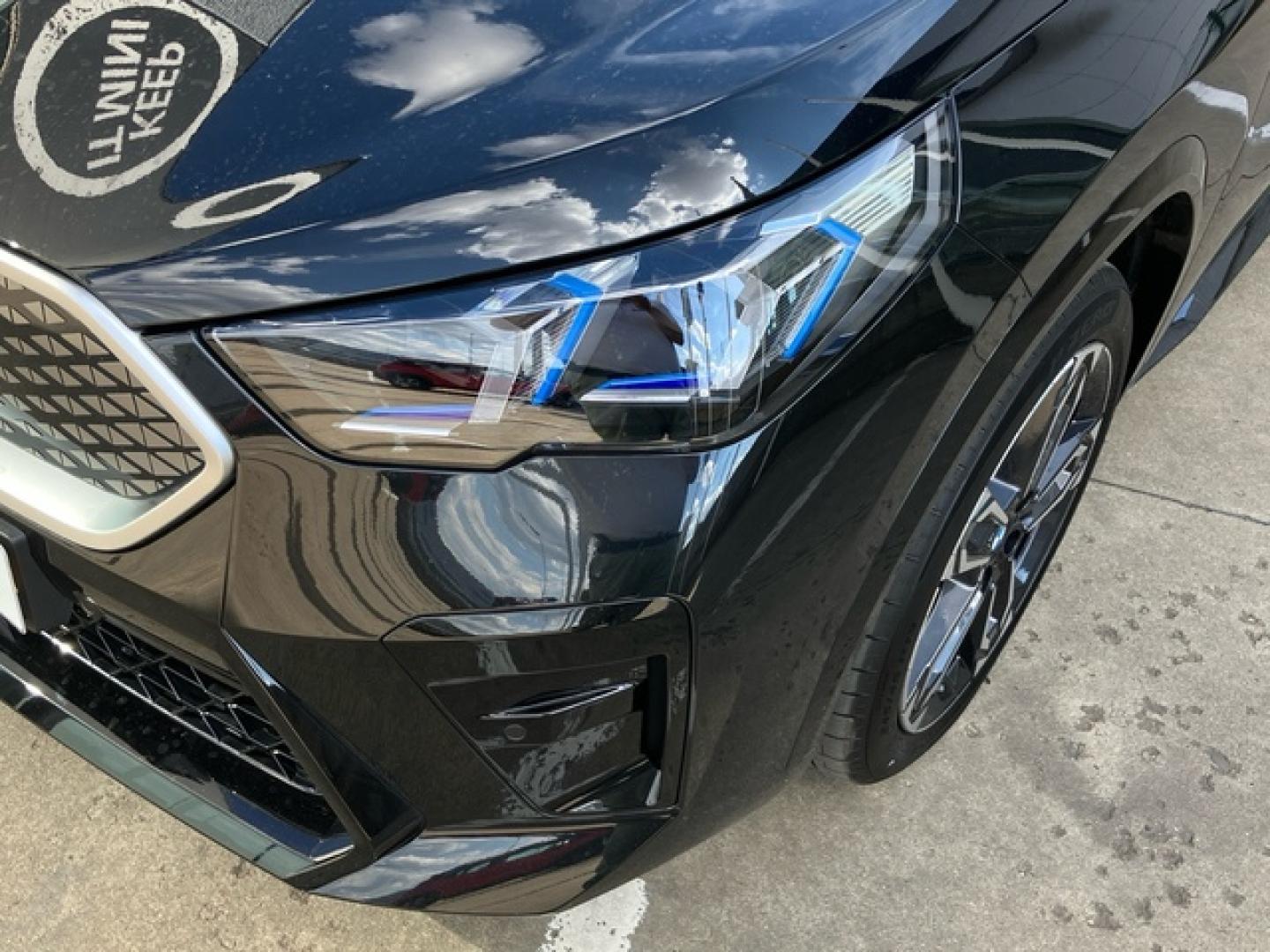 BMW ix2 eDrive20 150 kW (204 CV)