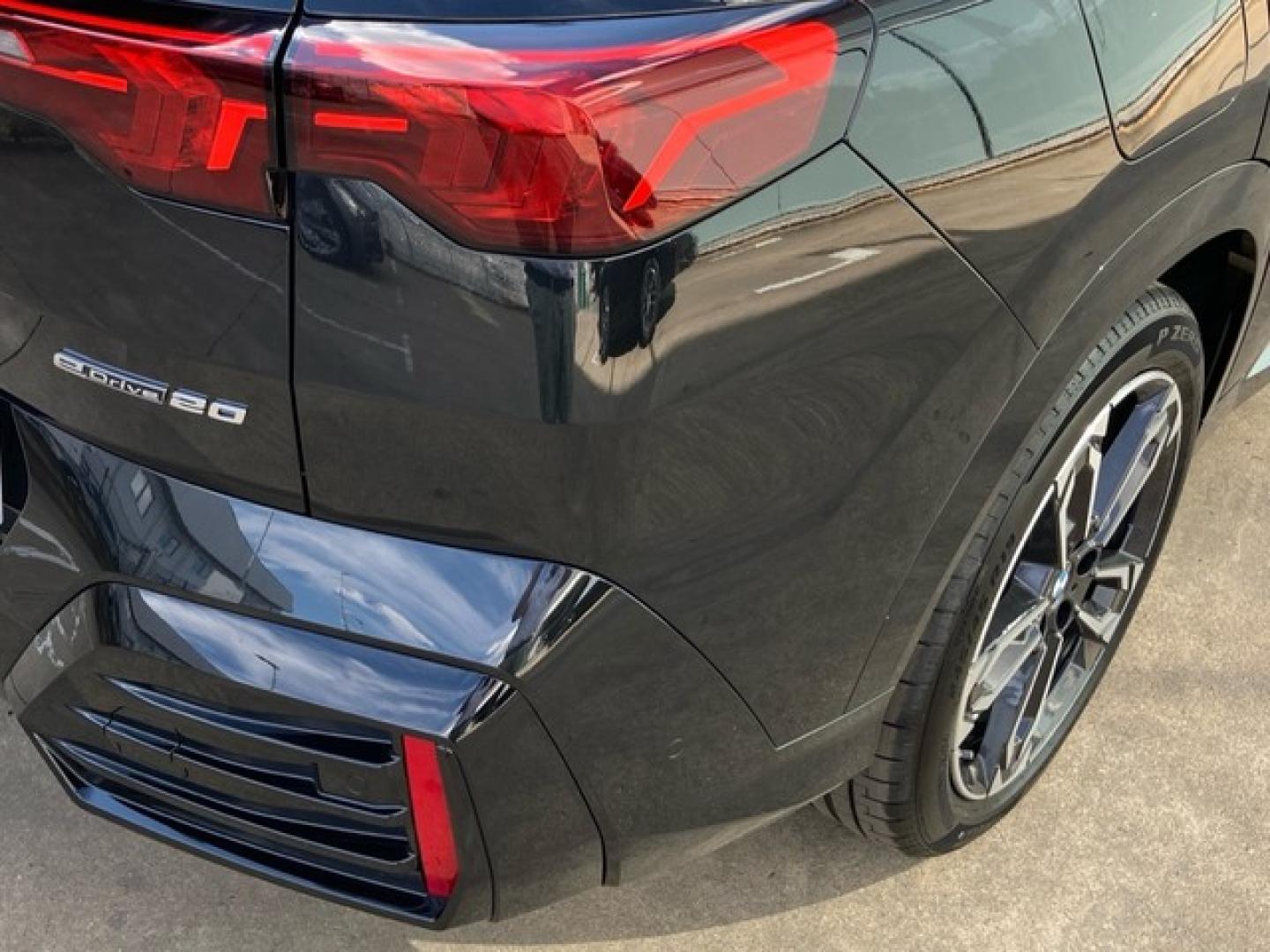 BMW ix2 eDrive20 150 kW (204 CV)