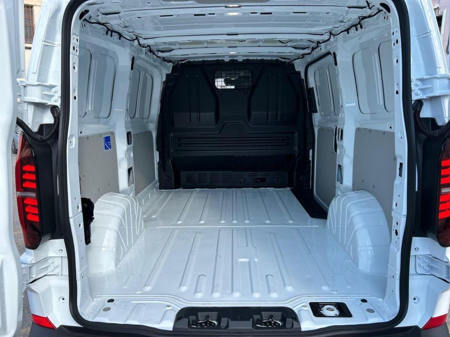 Volkswagen Transporter Furgon Batalla Corta TN 2.0 TDI 81 kW (110 CV)