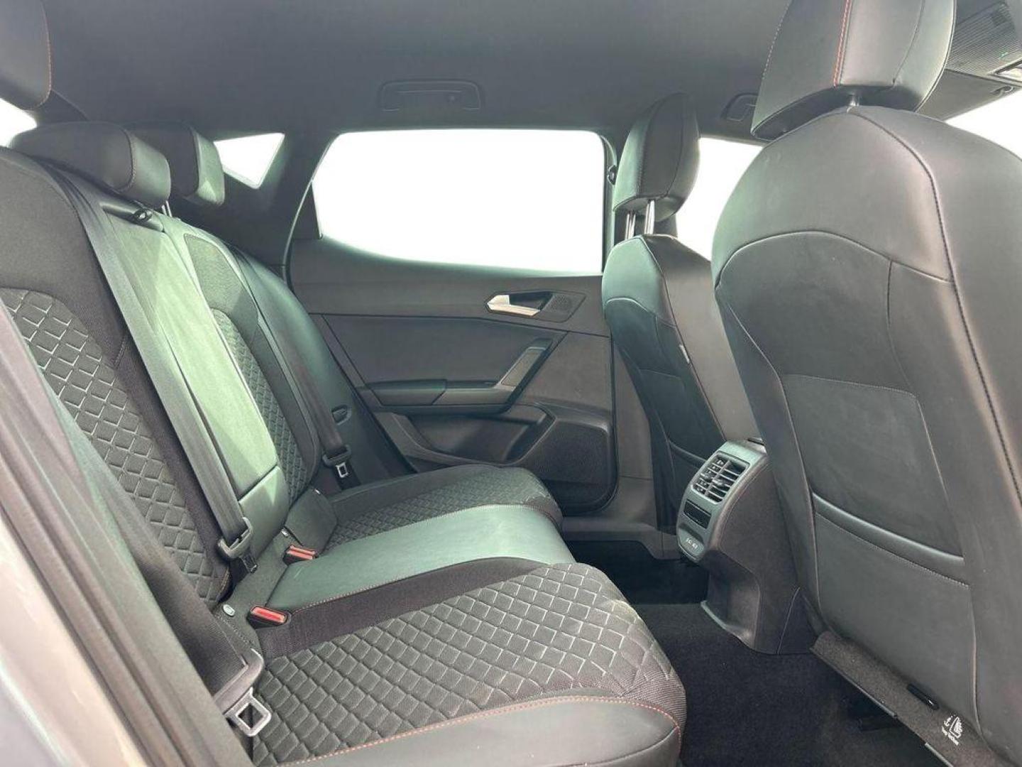 SEAT Leon 1.5 eTSI S&S FR Special Edition Vision DSG 110 kW (150 CV)