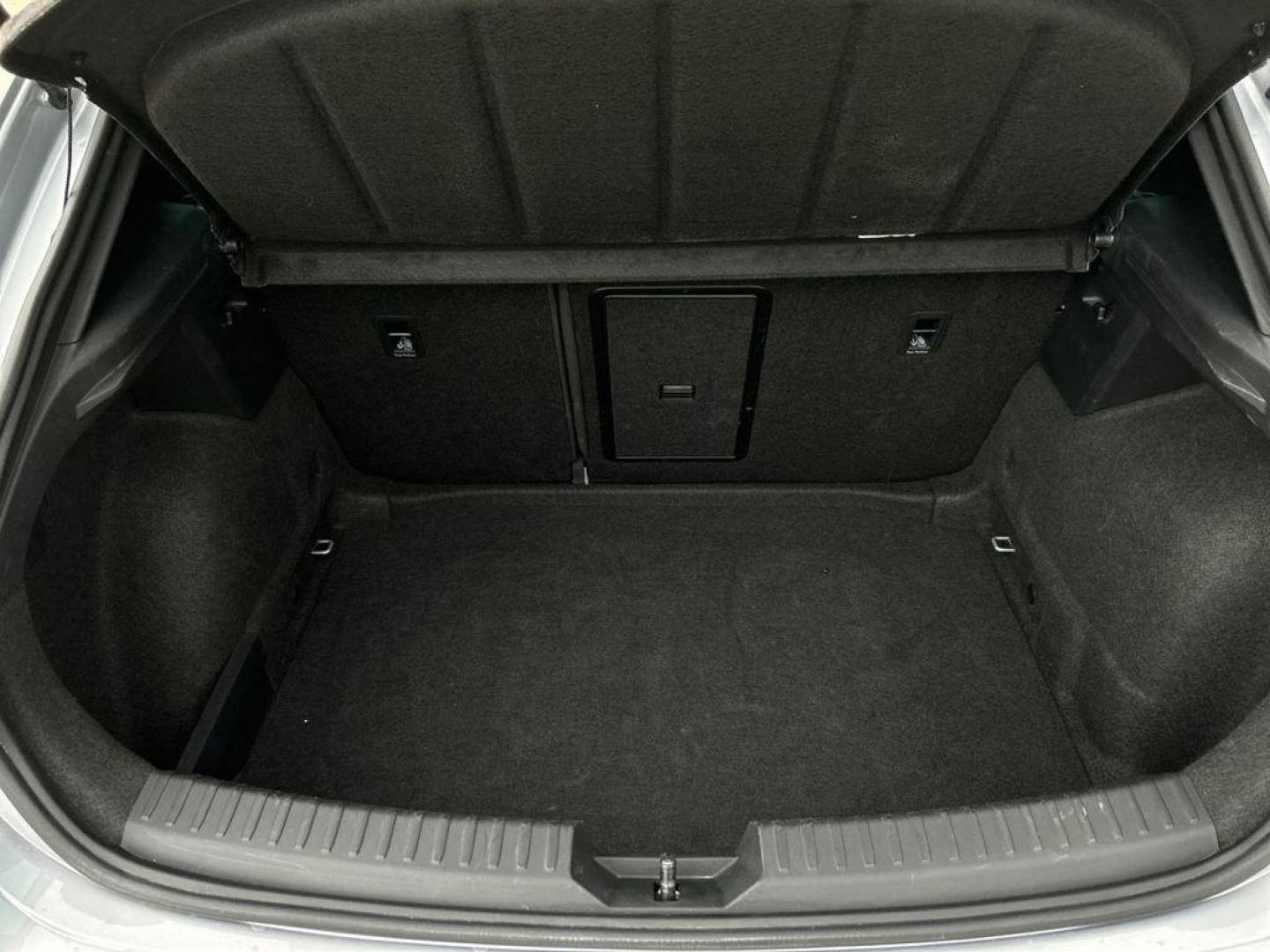 SEAT Leon 1.5 eTSI S&S FR Special Edition Vision DSG 110 kW (150 CV)