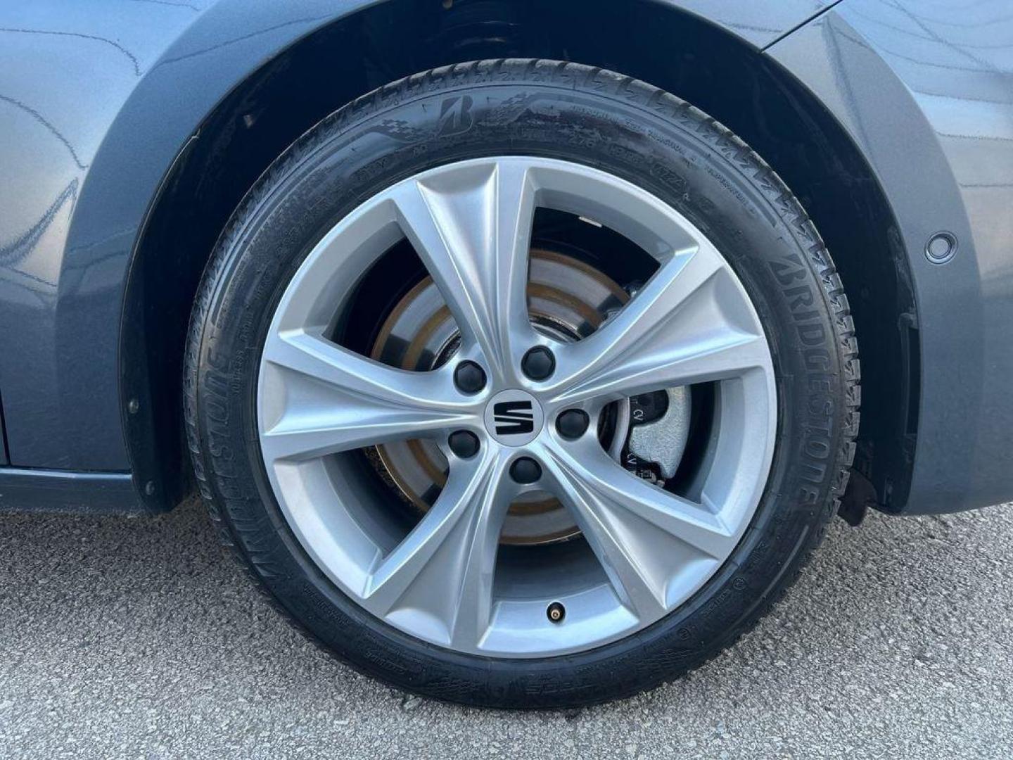 SEAT Leon 1.5 eTSI S&S FR Go L DSG 110 kW (150 CV)