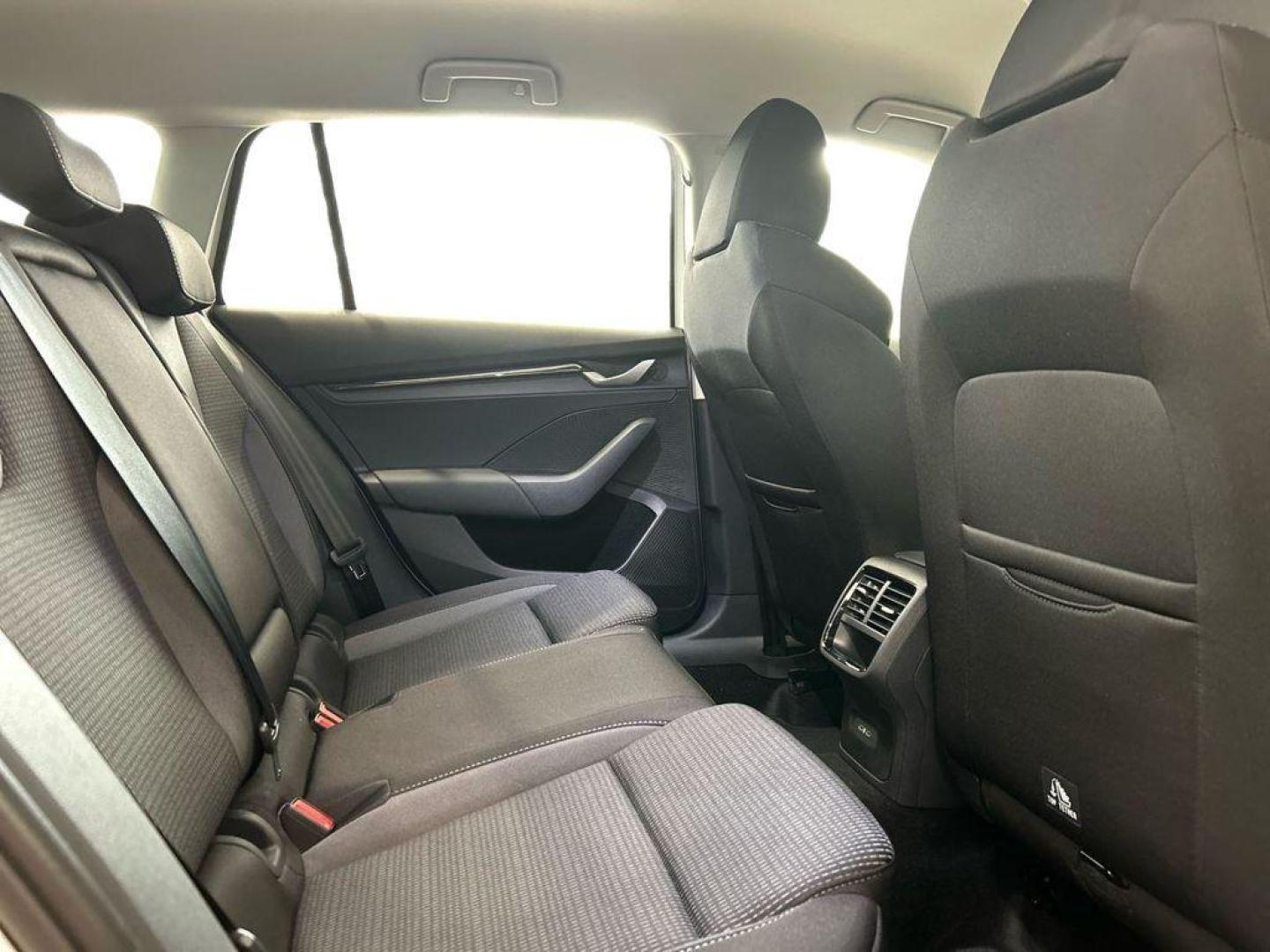 Skoda Octavia 1.5 TSI m-HEV Selection DSG 110 kW (150 CV)