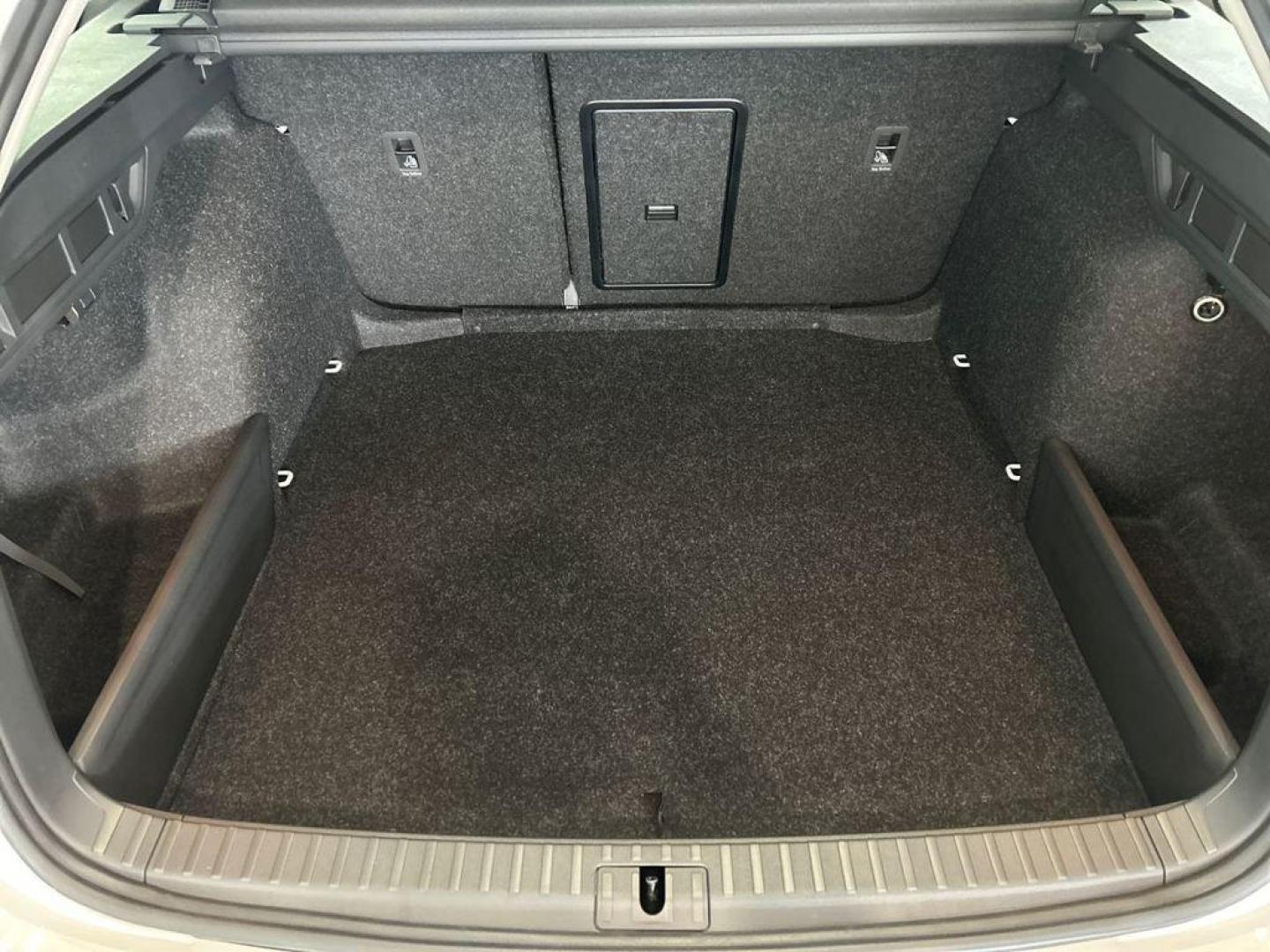 Skoda Octavia 1.5 TSI m-HEV Selection DSG 110 kW (150 CV)