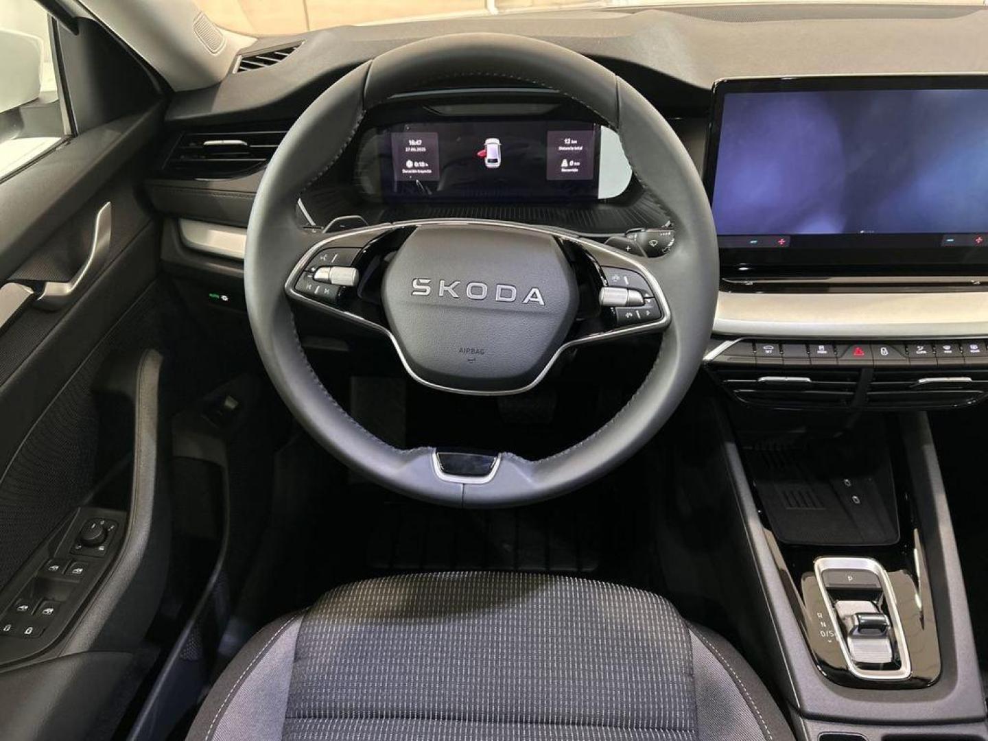 Skoda Octavia 1.5 TSI m-HEV Selection DSG 110 kW (150 CV)