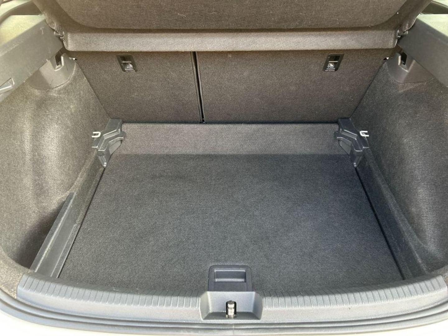 Volkswagen Taigo R-Line 1.0 TSI 81 kW (110 CV) DSG