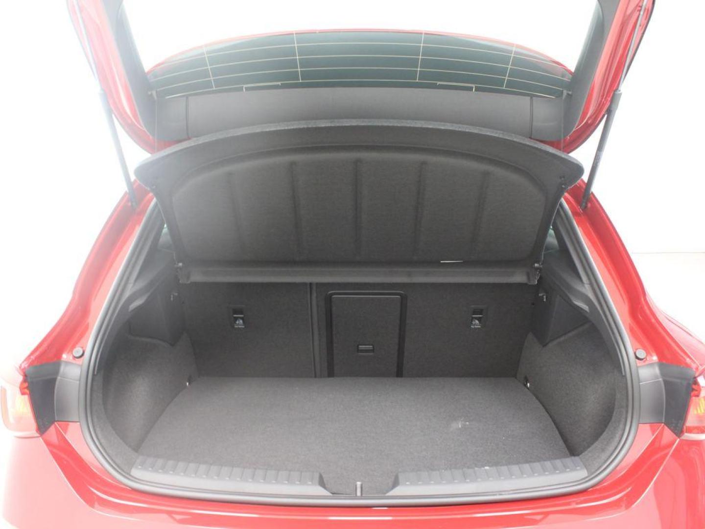 SEAT Leon 1.5 eTSI S&S FR Special Edition Vision DSG 110 kW (150 CV)