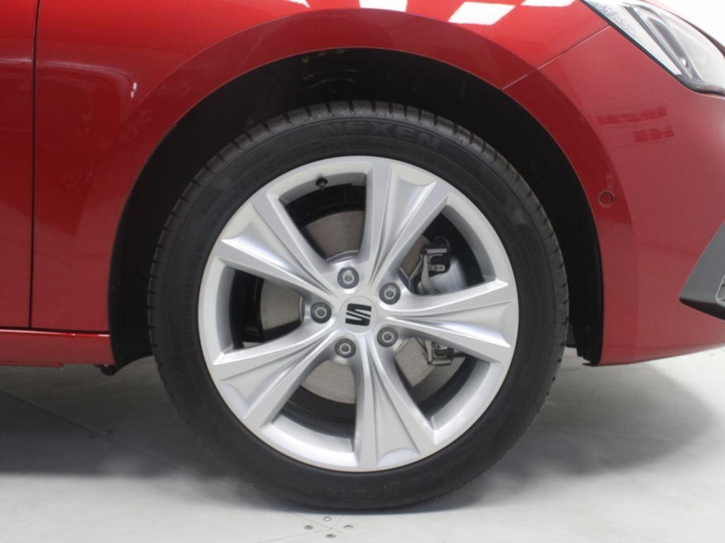 SEAT Leon 1.5 eTSI S&S FR Special Edition Vision DSG 110 kW (150 CV)